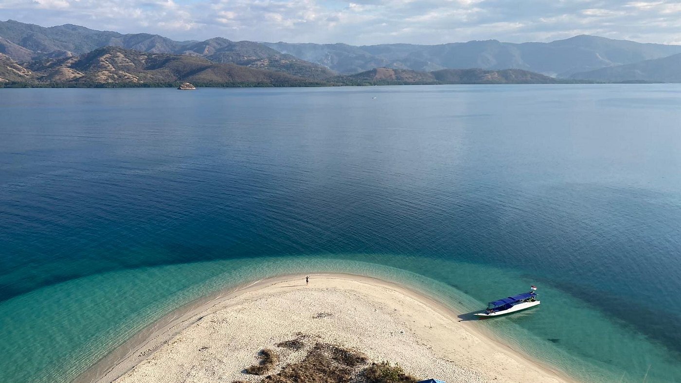 Discovering the hidden gems  explore hidden destinations