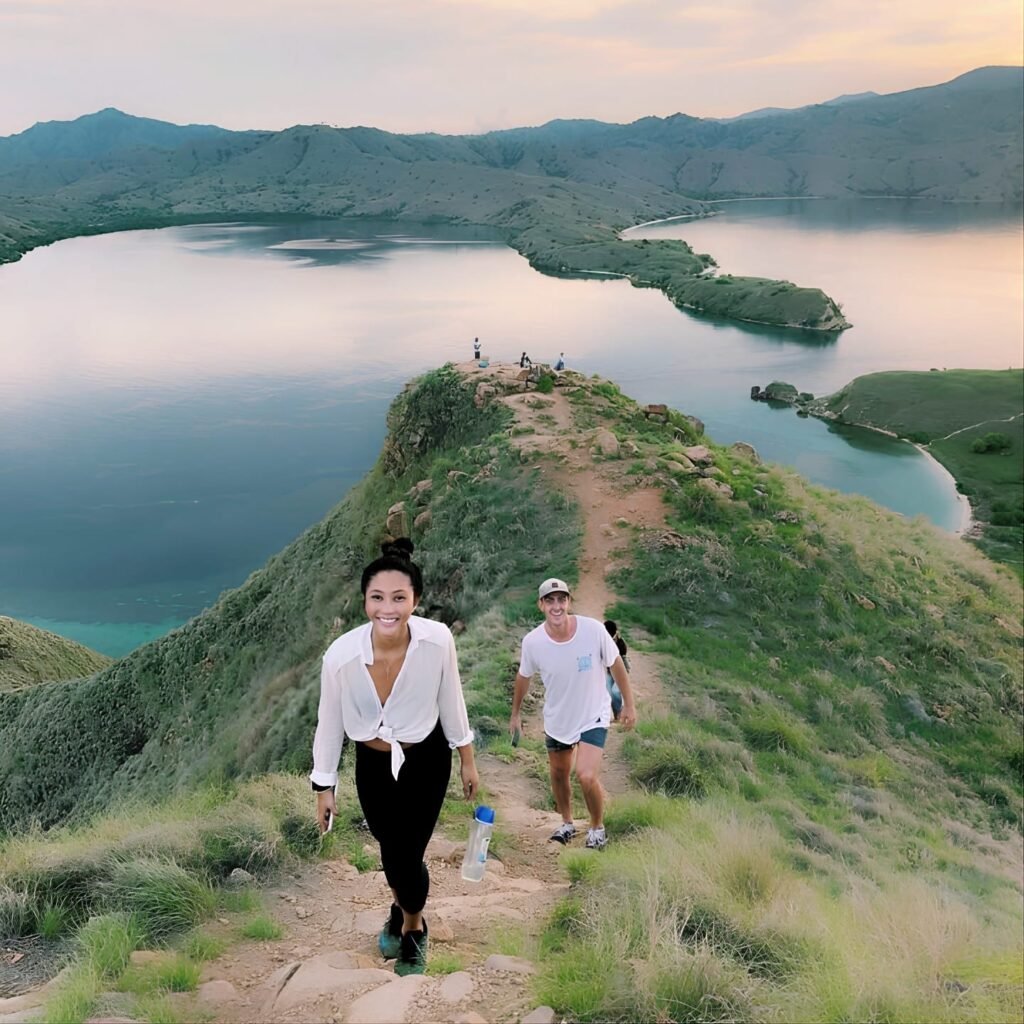 Gili Lawa Darat-Paket Wisata Komodo