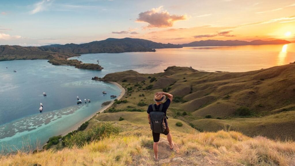 Viewpoint Experience in Gili Lawa Island