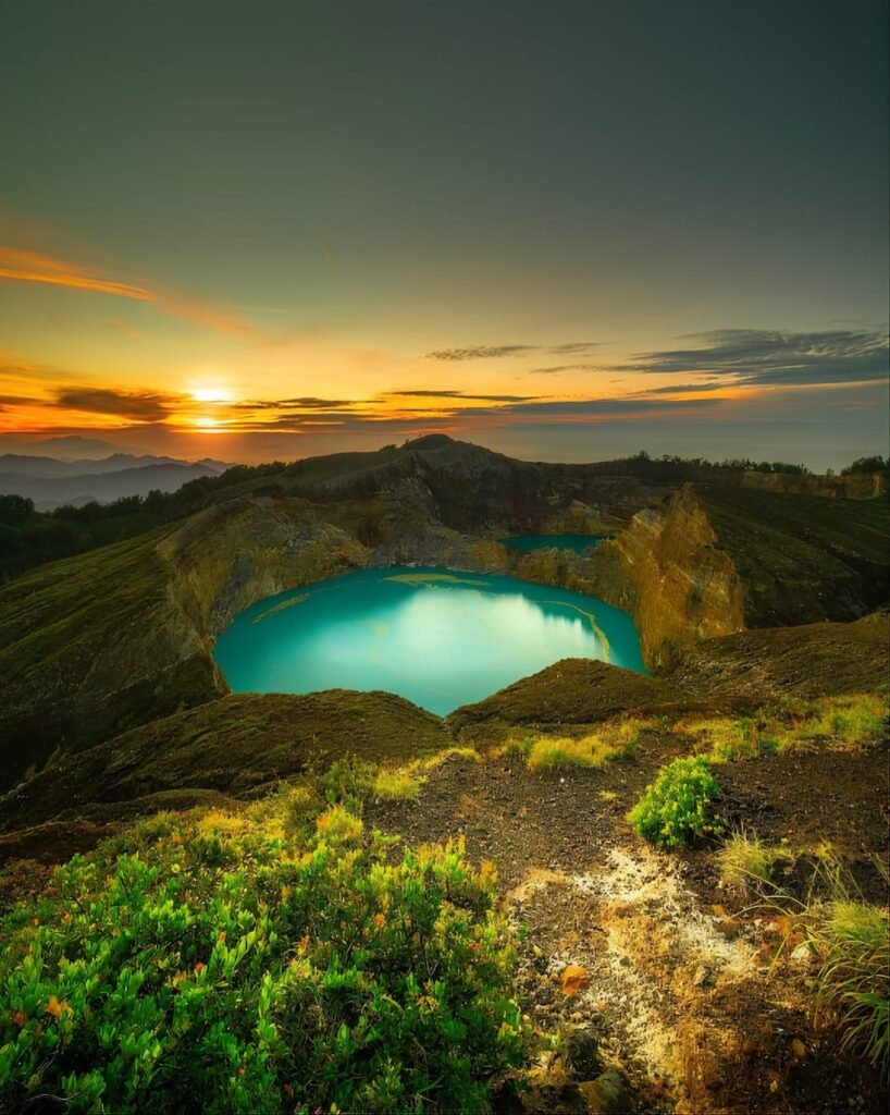 Kelimutu Crater Lakes-Flores Overland Trip