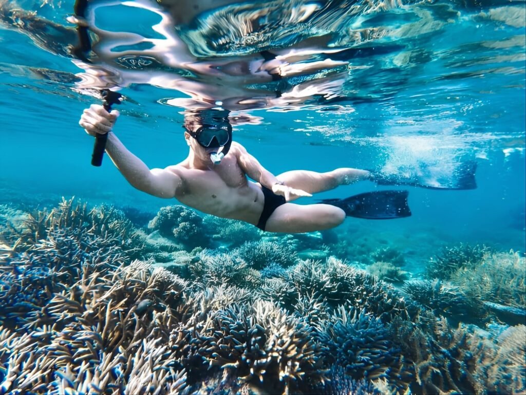 Snorkeling Activity at Sabolo Island-Komodo Boat Tour