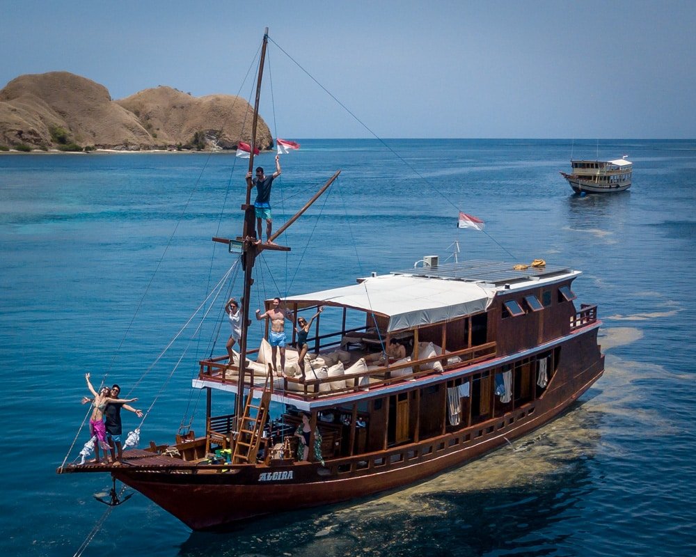 Share Boat Trip to Komodo Island