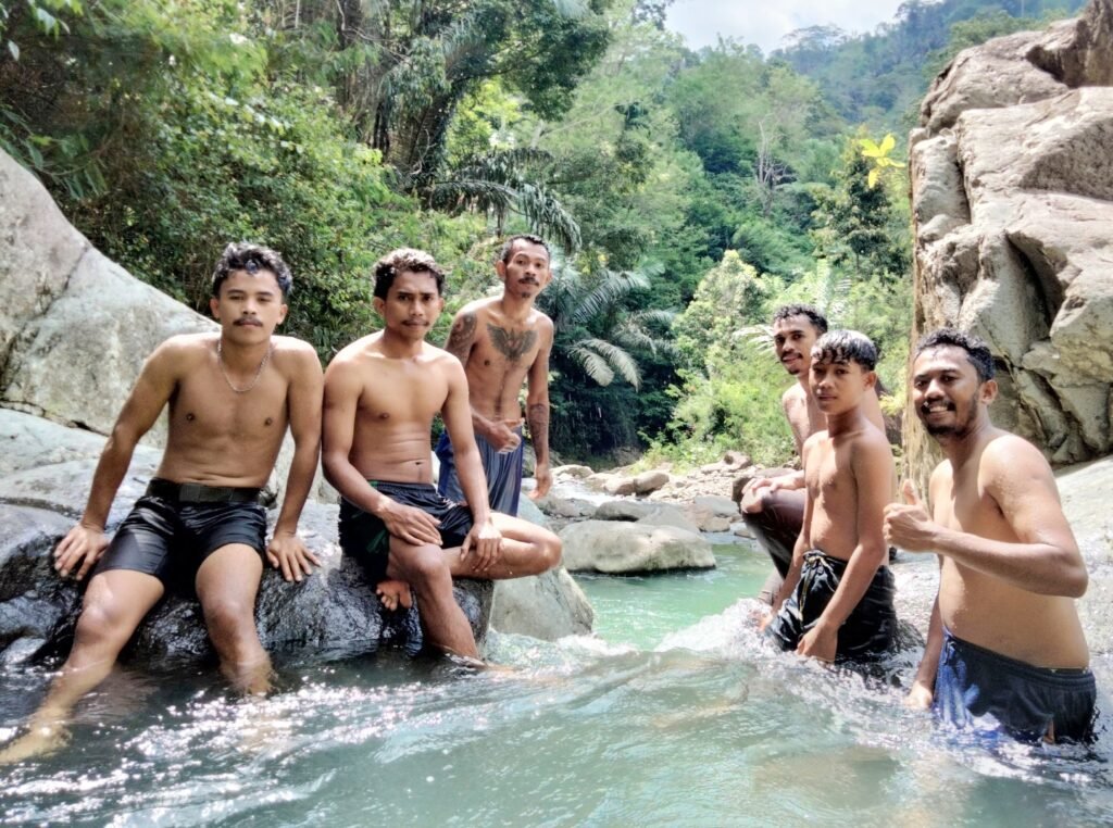 Tiwu Rebak at Uma Lantar Farm
