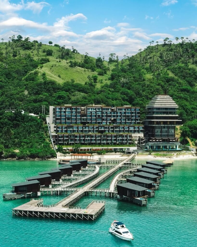 Katamaran Hotel Komodo-The Best Hotels in Labuan Bajo