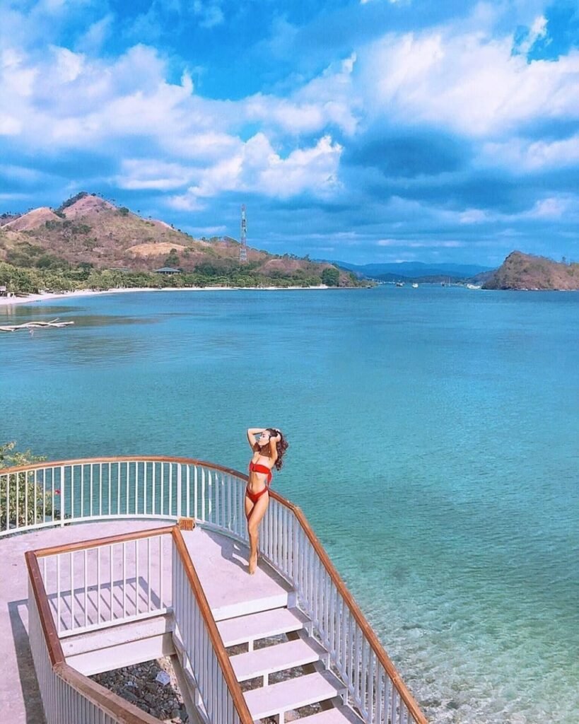 Scenic Flores tour from Labuan Bajo showcasing Komodo National Park, Kelimutu Lakes, and local cultural experiences
