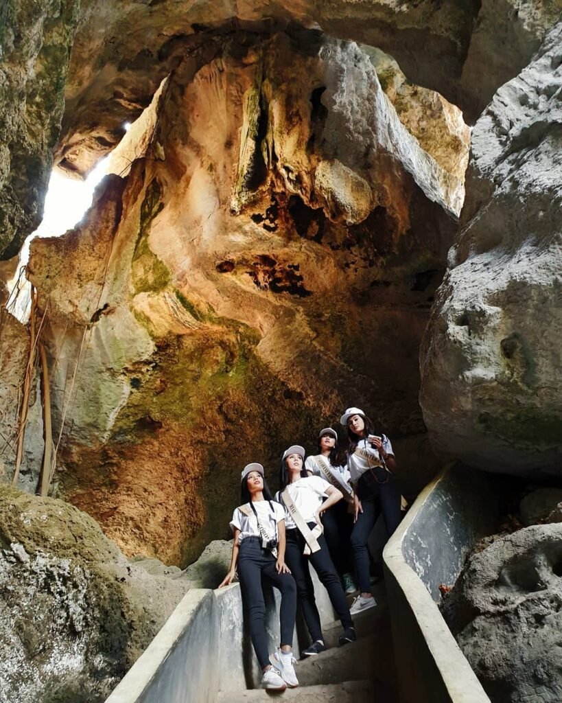 Batu Cermin (Mirror Cave) in Labuan Bajo during a Labuan Bajo Inland Tour