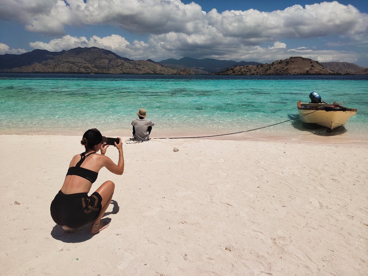 Trip Labuan Bajo menjelajahi pulau pulau eksotis dan Komodo dragons
