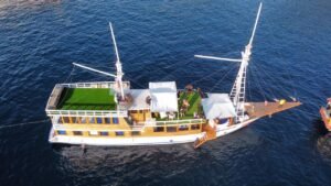 Island hopping journey on the 4 Days 3 Nights Lombok to Flores Tour