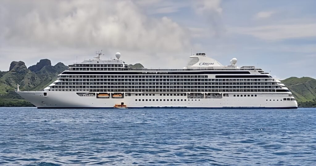 Cruise Ship Visiting Loh Liang Komodo Island Komodo Trekking and Snorkeling Tour from Cruise Ship Handling