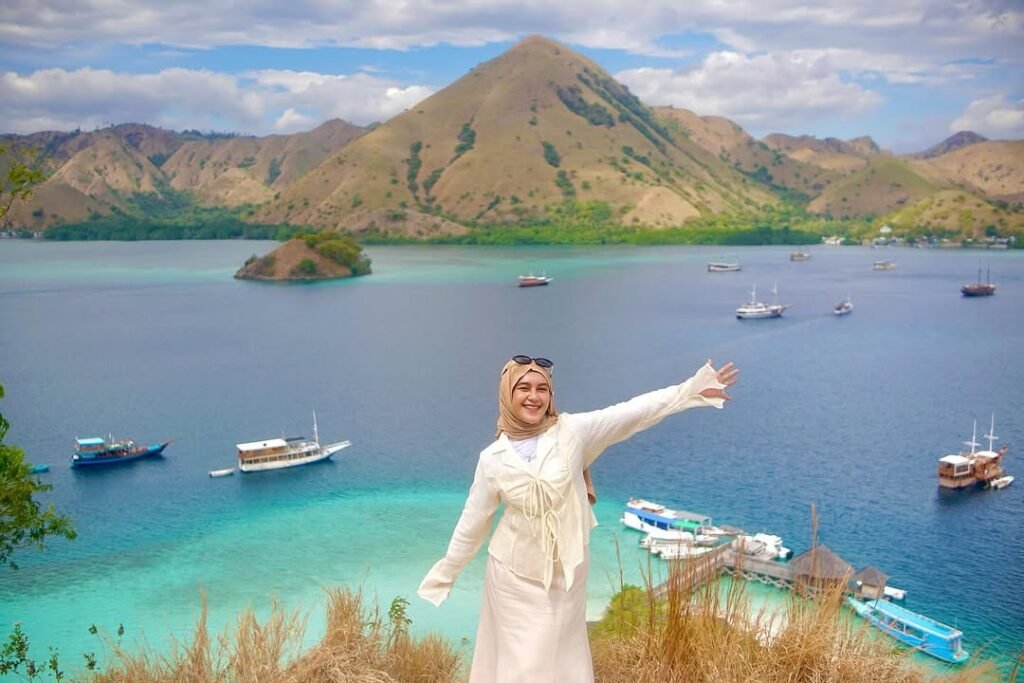 Pulau kelor liburan labuan bajo | Pulau Kelor sebagai destinasi Liburan Labuan Bajo dekat Labuan Bajo