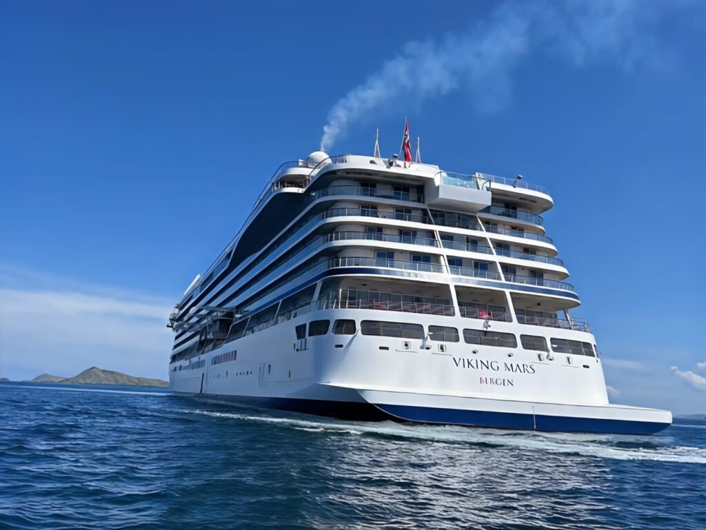 Viking mars komodo tour from cruise ship passengers | Viking Mars Komodo Tour from Cruise Ship Passengers