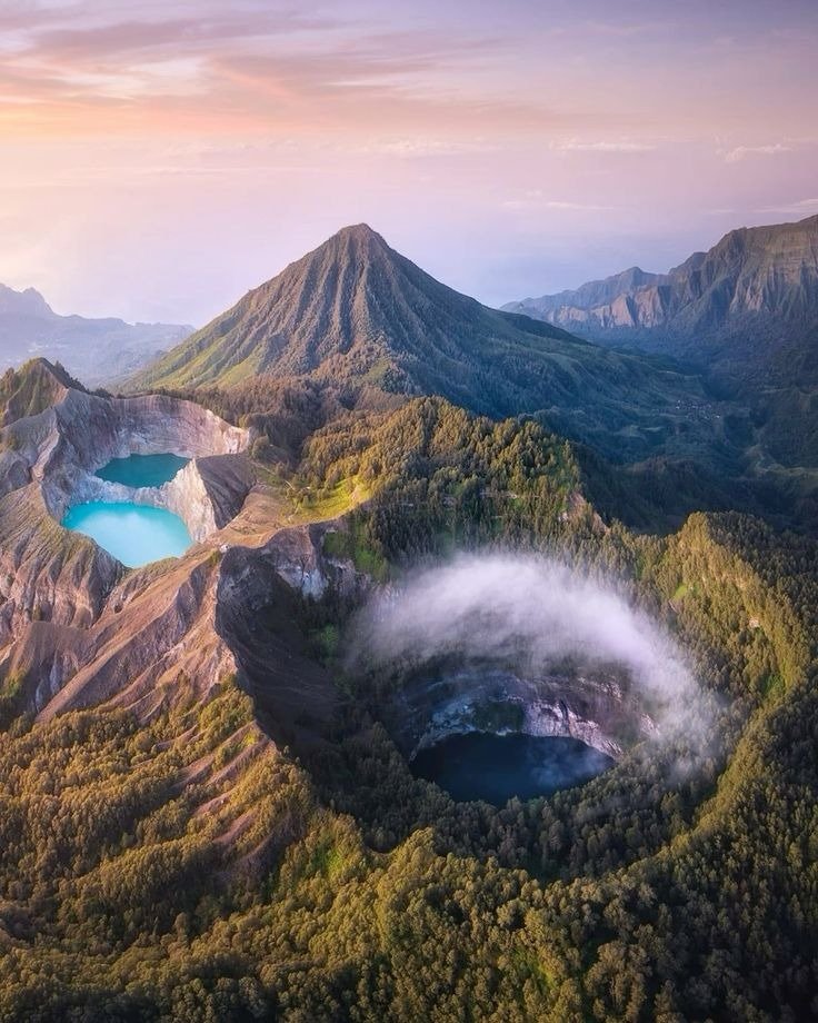 Kelimutu Lake Sunrise Tour with flores pristine Tour