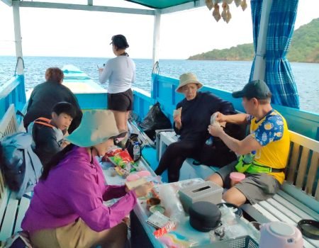 Boat to Riung-Riung Trip