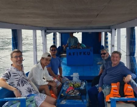 Boat to Rangko Cave – Flores Tours, Scenic Ride to Stunning Cave
