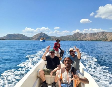 Budget travel tips for Labuan Bajo to save money while exploring islands, beaches, and attractions without missing the highlights