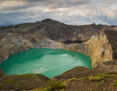 7 Days Itinerary flores trip-Kelimutu lake