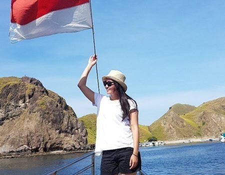 Komodo Dragon Tour – experience seeing Komodo dragons in their natural habitat