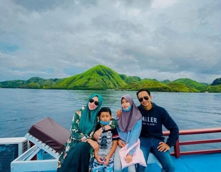 Komodo private tour package with exotic island views and blue sea