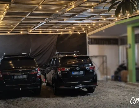 Car Rental with Local Driver Guide in Ruteng