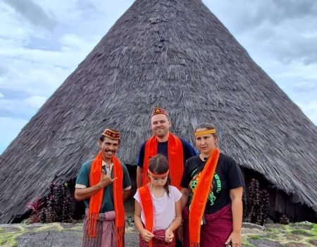 Flores Tours – Explore Komodo, Traditional Villages, and Pristine Beaches