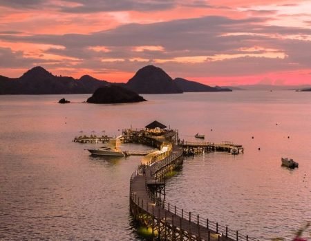Labuan Bajo 3 days tour package exploring Komodo National Park, Padar Island, Pink Beach, and snorkeling adventures in Flores, Indonesia.